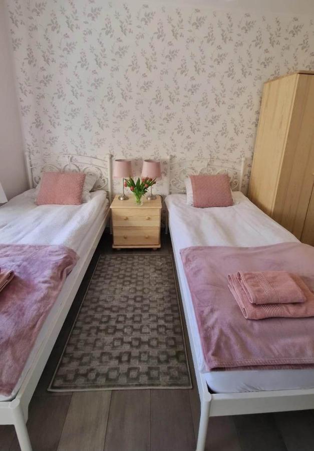 Zielono Mi - Dom Goscinny W Lapalicach Lapalice Kültér fotó